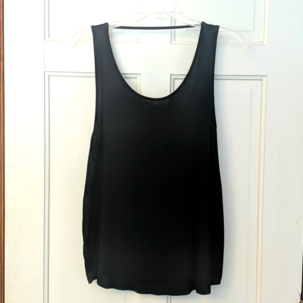 Zenana Outfitters Black Scoop Neck Sleeveless Tank